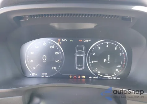 2022 Volvo Xc40 T5 R-Design from USA, damaged, VIN YV4162UM6N2752581